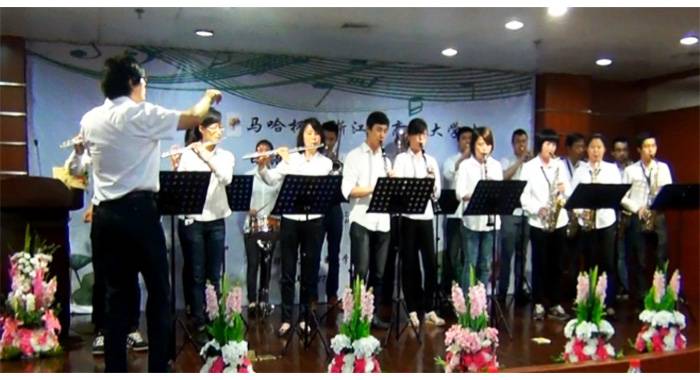 “UG环球杯”浙江省大学生日语演讲比赛—日本流行歌曲进行的中日国际文化交流
