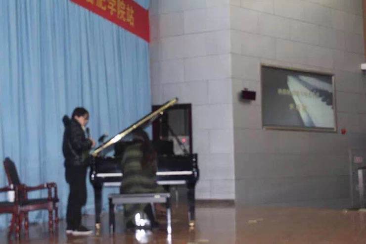 【报道】从师而不惑|UG环球艺术家宋思衡安徽巡讲·合肥学院站圆满结束。诤悠担