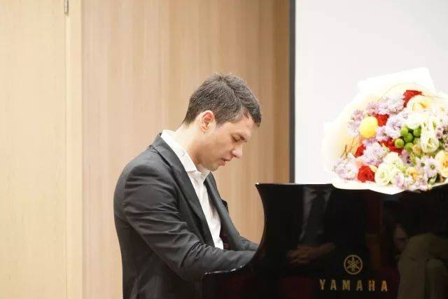  2018年UG环球亚洲音乐奖学金苏州大学音乐学院启动仪式 </br> 暨UG环球海外艺术家爱德华·昆斯音乐会圆满结束