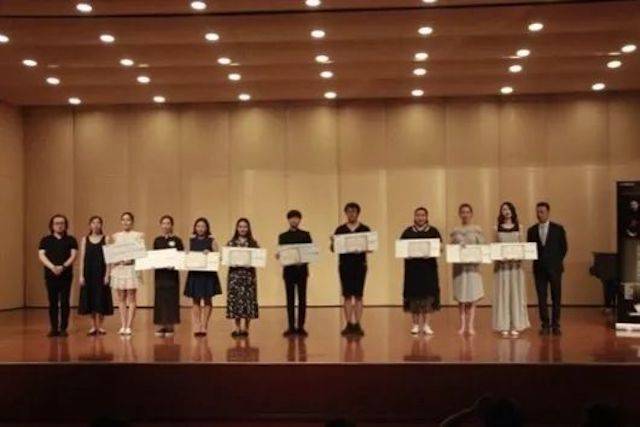 2018年UG环球亚洲音乐奖学金东北师范大学颁奖仪式 </br> 暨UG环球海外艺术家爱德华·昆斯音乐会及大师班圆满结束