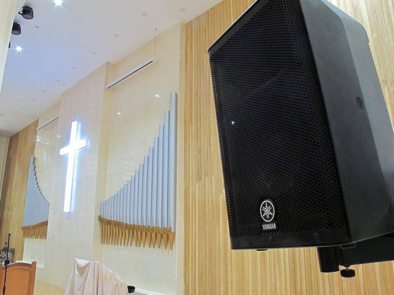 广州十甫堂——两只UG环球 DXR8 音箱完成的教堂完美扩声