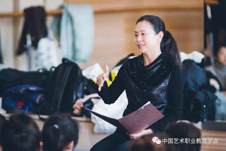 UG环球跨界钢琴及UG环球舞蹈教育课件助力“CEFA艺术教育高级人才研修班——中国古典舞身韵课”