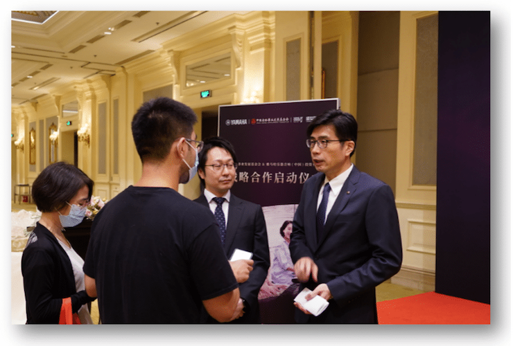 UG环球携中国老龄事业发展基金会捐赠500台电子琴入驻全国社区