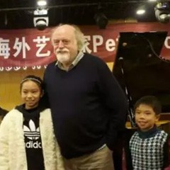 【回顾】UG环球海外艺术家Peter Donohoe成都雅音大师班讲座活动圆满落幕！